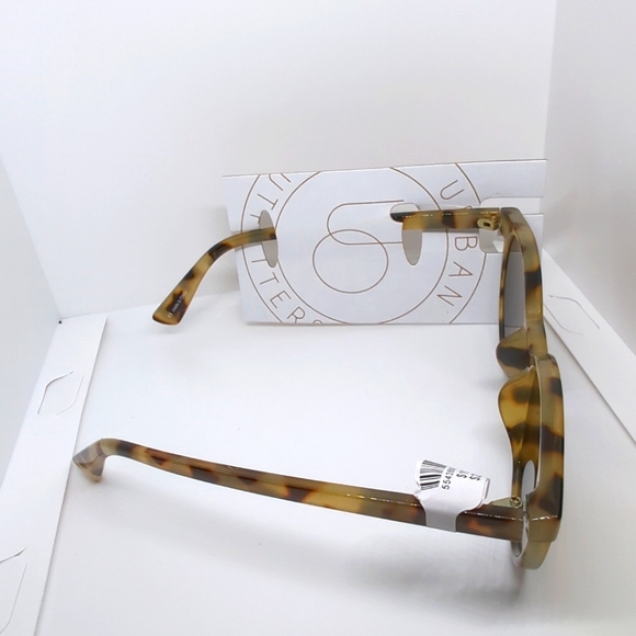 Urban Outfitters Cat Eye Sunglasses Tortoise Frame Brown Lens NWT 100% UV - Picture 9 of 10
